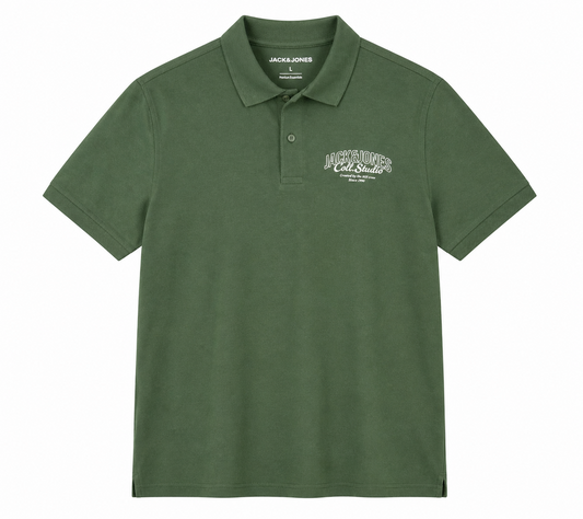 Classic Jack & Jones polo shirt with a clean casual look: