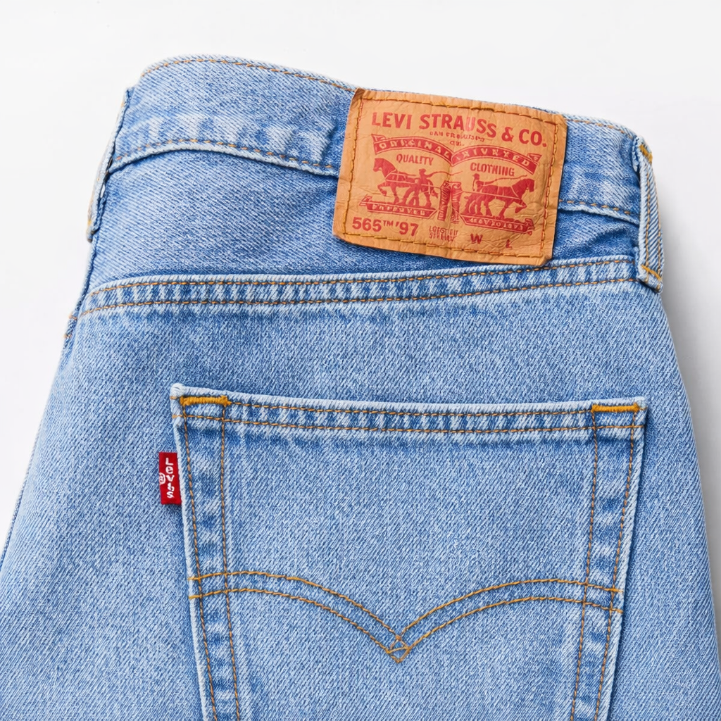 Levi’s 565™ Loose Straight Jeans