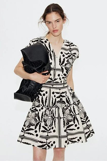 H&M Printed Mini Dress – Black & White