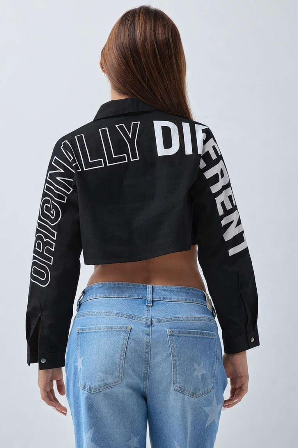 Women’s Cropped Graphic Shirt – Black