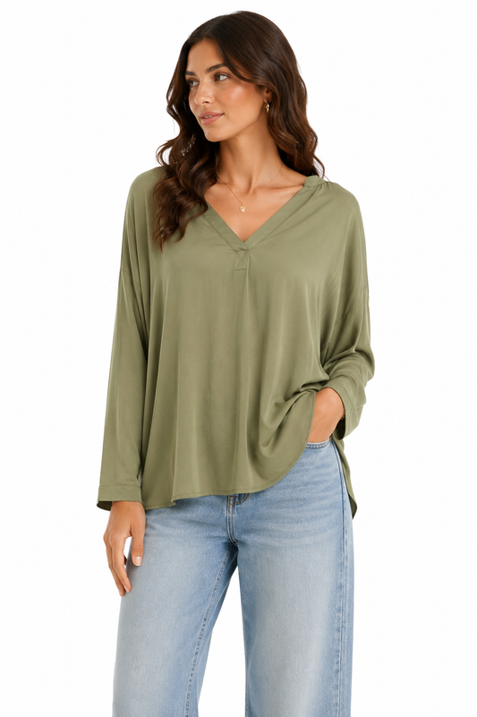 Esprit – Relaxed V-Neck Long Sleeve Top