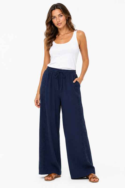 W Wide-Leg Pants – Product Description