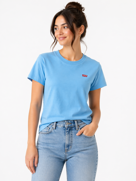 Levi’s Essential T-Shirt – Light Blue