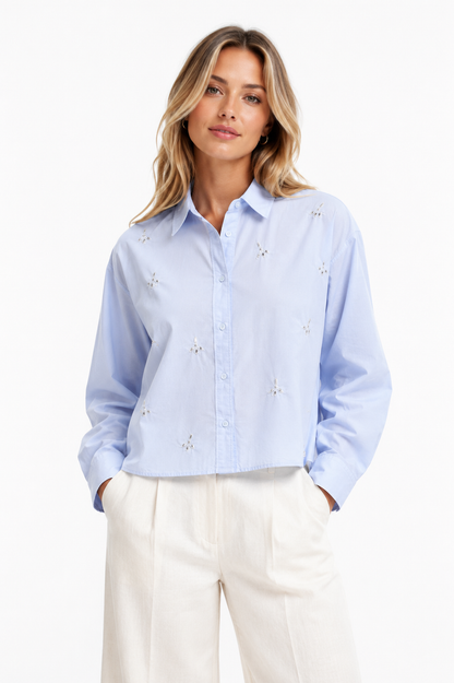 Old Navy – Classic Cotton Button-Up Shirt