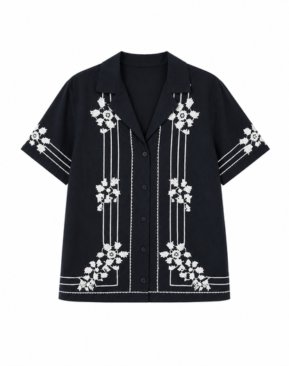 Levi's – Embroidered Camp Collar Shirt