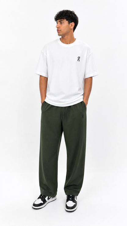 On Running training outfit